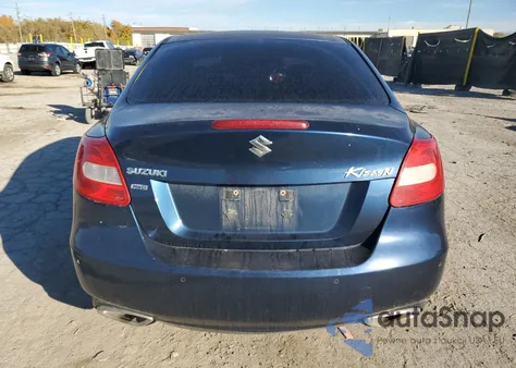2010 Suzuki Kizashi Sls z USA, uszkodzony, nr VIN JS2RF9A73A6100331